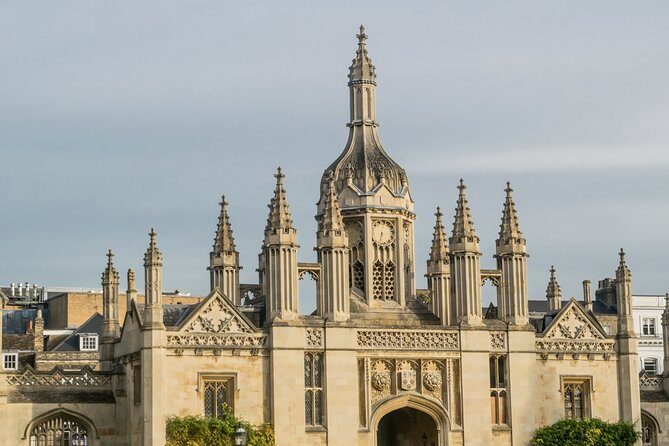 Walking Tour of Cambridge - Guides Who Tailor the Stories, From Jo to Paul and Dick