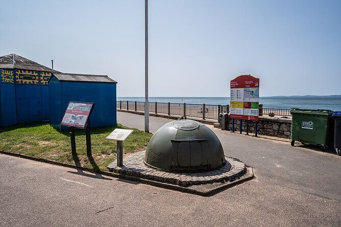 Walking Tour of Exmouth in East Devon - Guide style and group size: what Clare-like energy feels like