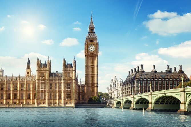 Walking Tour of London Westminster Abbey, Big Ben, Buckingham - Stop 4: Houses of Parliament and the Drama Built into the Stone