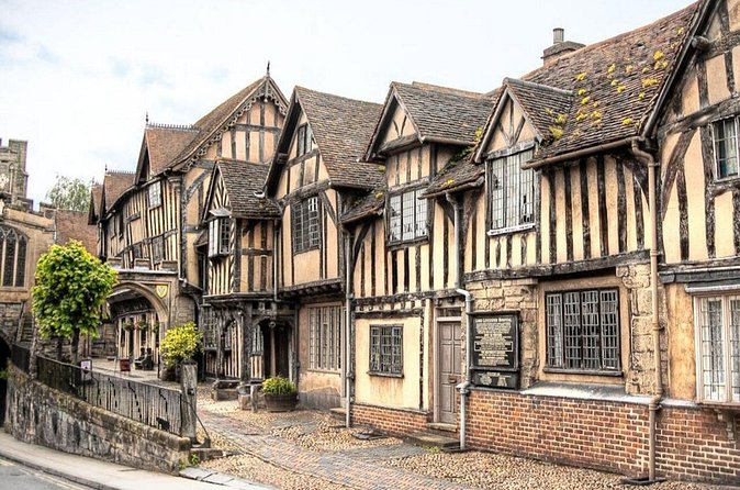 Warwick Self-Guided Immersive Audio Walking Tour - Who this walking tour is best for