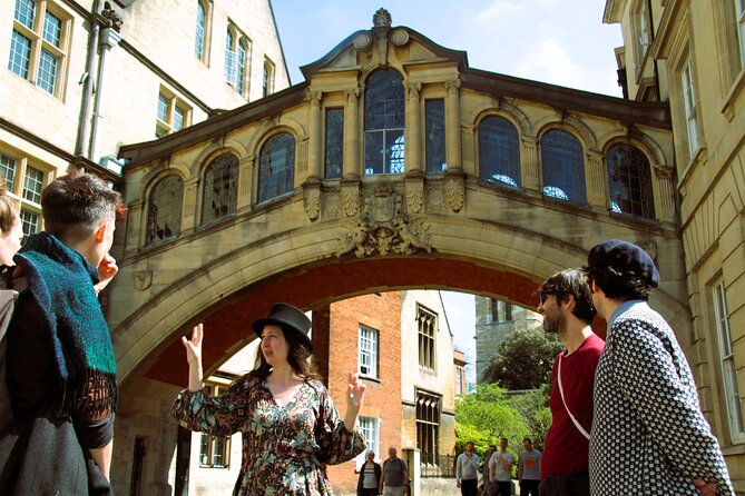 Welcome to Oxford: 2hr private Oxford walking tour - Radcliffe Camera and Radcliffe Square: a famous skyline in a quick walk
