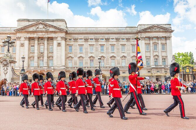 Westminster Abbey, Big Ben, Buckingham Guided Tour of London - Buckingham Palace outside views: what you’ll see and what you won’t