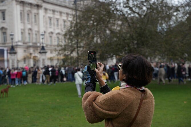 Westminster Abbey, Big Ben, Buckingham Guided Tour of London - Parliament Square and Big Ben: fast orientation with real context