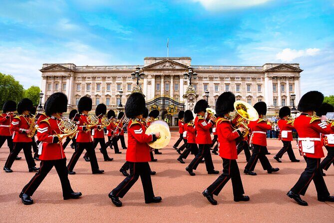 Westminster Abbey Priority Access & Big Ben, Buckingham Tour - Which guide style fits you best