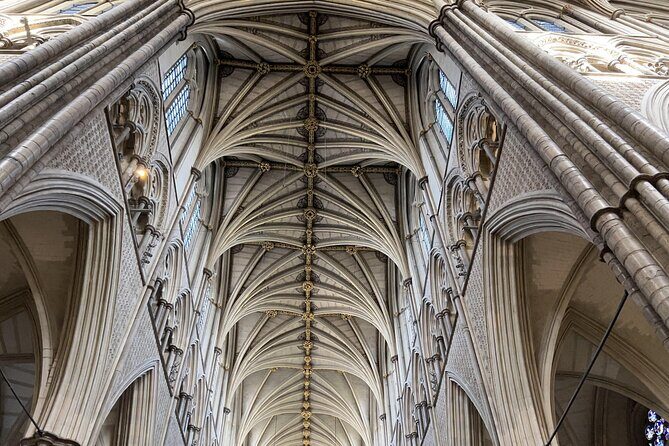Westminster Abbey Private Tour Oxford PhD Historian Skip the Line - Inside Westminster Abbey: What You’ll See in 2.5 Hours