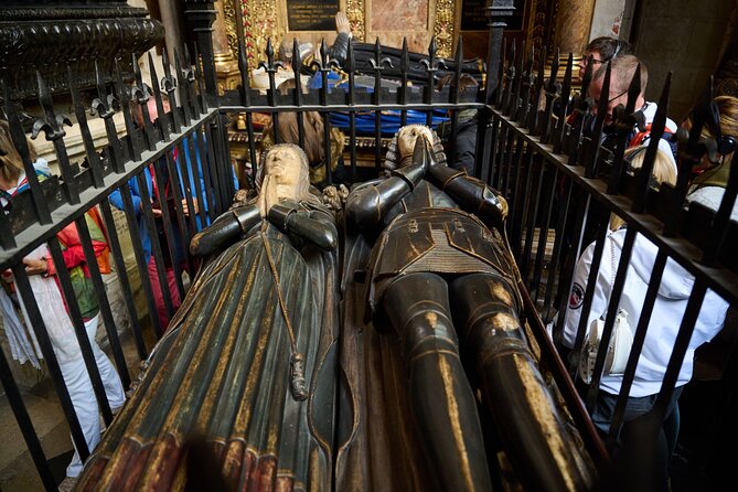Westminster Abbey Tour with Guard Change & Big Ben - Changing of the Guard: How You Get Close Without Getting Stuck