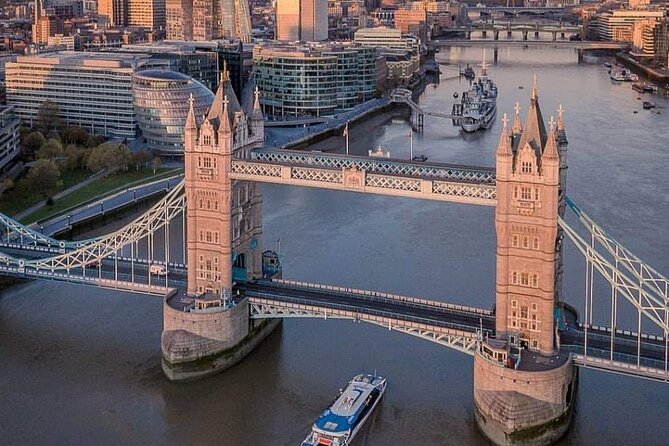 Westminster Walking Tour, River Cruise & Tower of London Entry - A 7-hour Westminster day that actually moves