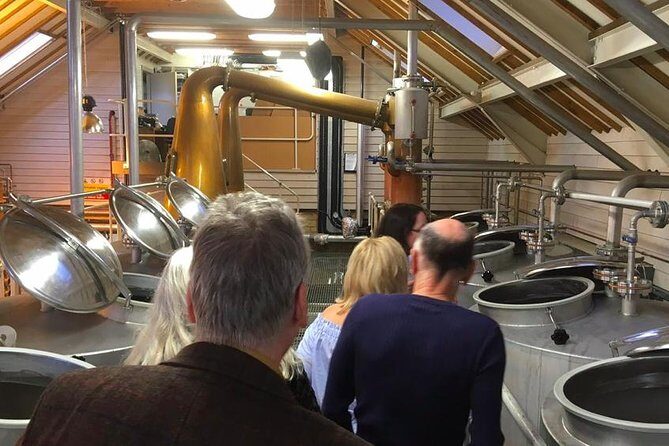 Whisky and Gin Private Tour in the Cotswolds with Driver Guide - What you’ll learn while tasting gin and whisky