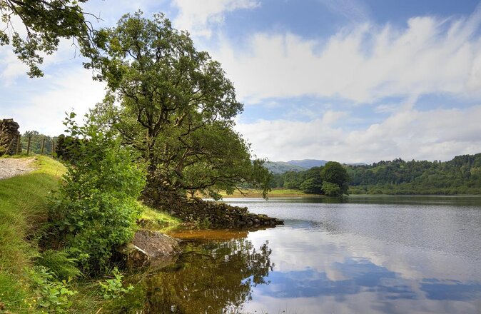 William Wordsworth: Morning Half Day Tour with an Expert Guide - St Oswald’s Church and the Wordsworth family graves