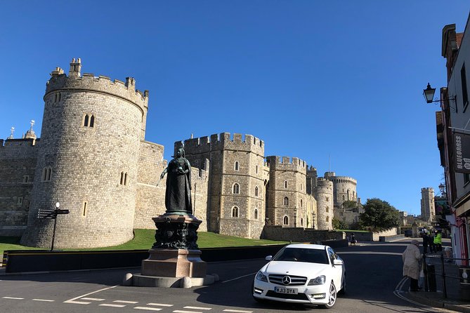 Windsor Castle and Eton College Private Car with Driver Guide - Comfort and control: the private car details that matter