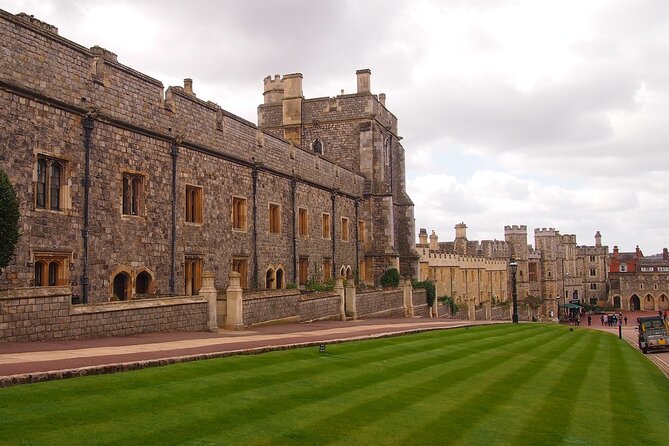 Windsor Castle, Bath and Stonehenge Tour - Windsor Castle: State Apartments, St. George’s Chapel, and the Dolls’ House wow-factor