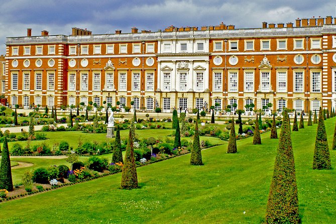Windsor Castle & Hampton Court Palace, Private Tour Including entry pass - How the day runs: Windsor first, then Hampton Court