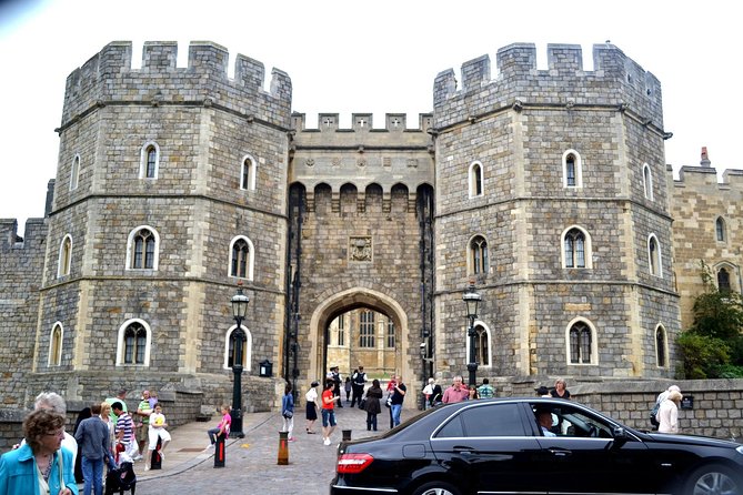 Windsor Castle & Hampton Court Palace, Private Tour Including entry pass - Tickets and tours: audio guides, mobile tickets, and efficient pacing