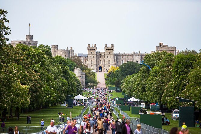 Windsor Castle Private Tour in Executive Vehicle With Admission - Price and Value: When $444.83 Per Person Makes Sense