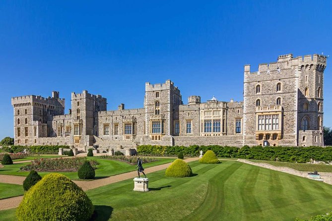 Windsor Castle private vehicle service from London with Admission tickets - Windsor Castle by private car: the logistics win from central London