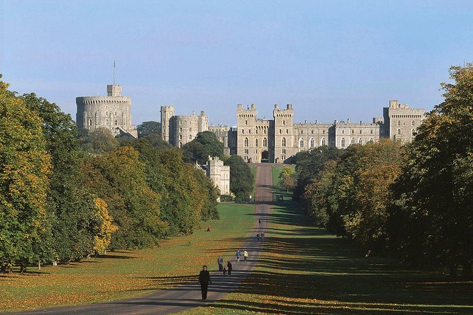 Windsor Castle, Stonehenge & Bath Private Car Tour from London - Bath’s Thermal Town Walk: Jane Austen-Era Streets and the Roman Baths Question