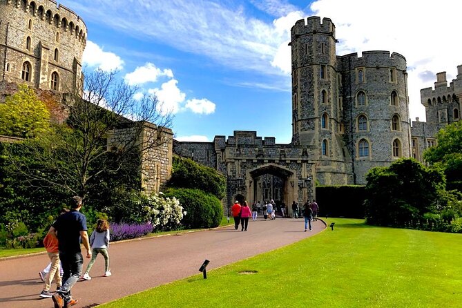 Windsor Castle Tour from London with Optional Lunch or London Eye - If the State Apartments Are Closed: Dolls’ House and Precincts Plan B