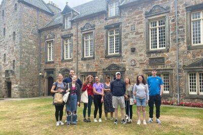 Windsor Daily Town Walking Tour - 11am & 2pm - Getting Oriented at Windsor Guildhall (and why the route works)