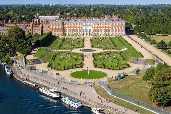 Windsor & Hampton Court Executive Vehicle Private Tour with Pass - Hampton Court Palace: Wolsey origins, Henry VIII’s home, plus garden time
