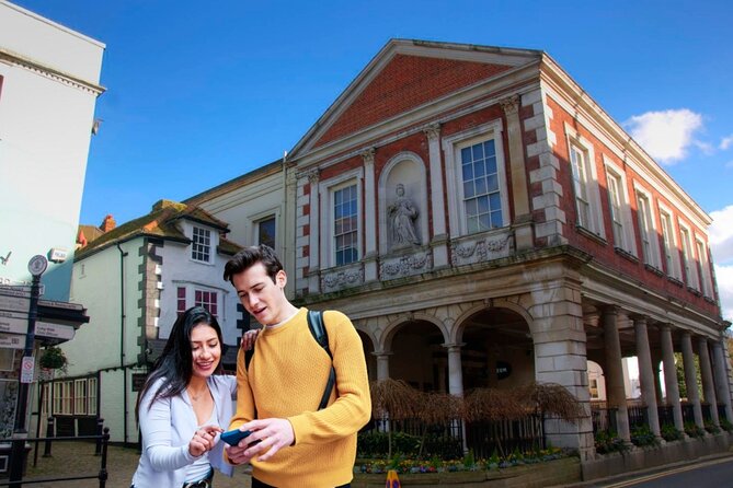 Windsor: Self Guided Walking Tour & Interactive Treasure Hunt - Starting at Windsor & Eton Central: Set Yourself Up for Smooth Questing