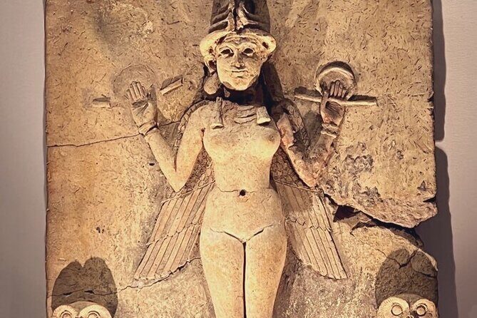 Women in the British Museum - Small group size (max 10): the real advantage for questions and pacing