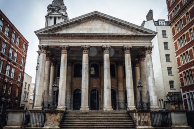 Women of Bloomsbury Walking Tour - Start at Cambridge Theatre: getting oriented fast
