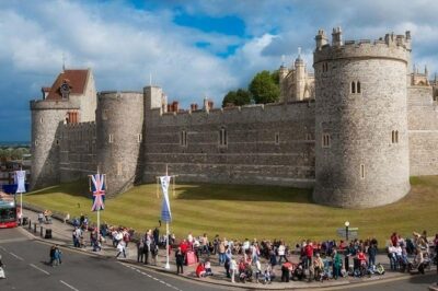 Wonderful Westminster Tour & Visit Windsor Castle - Starting at The Ritz and how the small group changes the day