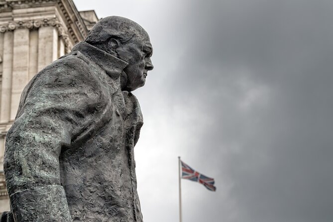 WW2 London Walking Tour & Churchill War Rooms Entrance Ticket - Meeting by Boadicea and getting your bearings the fast way