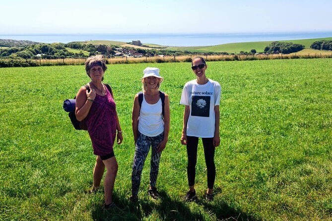 Yoga & Soundbath in Nature near Brighton - Lunch by the firepit: homemade focaccia and farm-style comfort