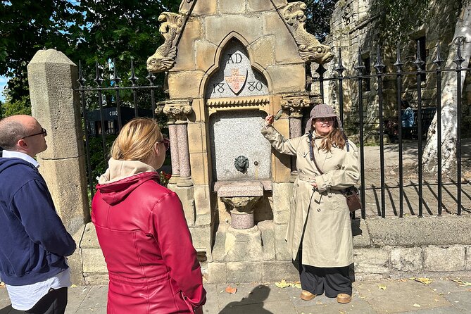 York Historical Gems Tour & A Taste of York Chocolate - Dick Turpin and Guy Fawkes: How the Stories Land